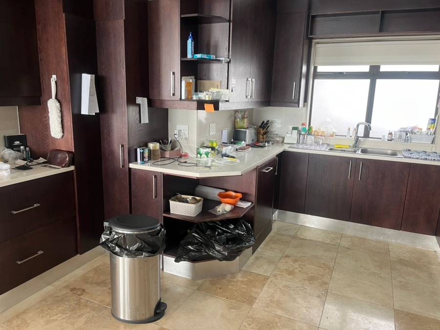To Let 2 Bedroom Property for Rent in Sea Point Western Cape